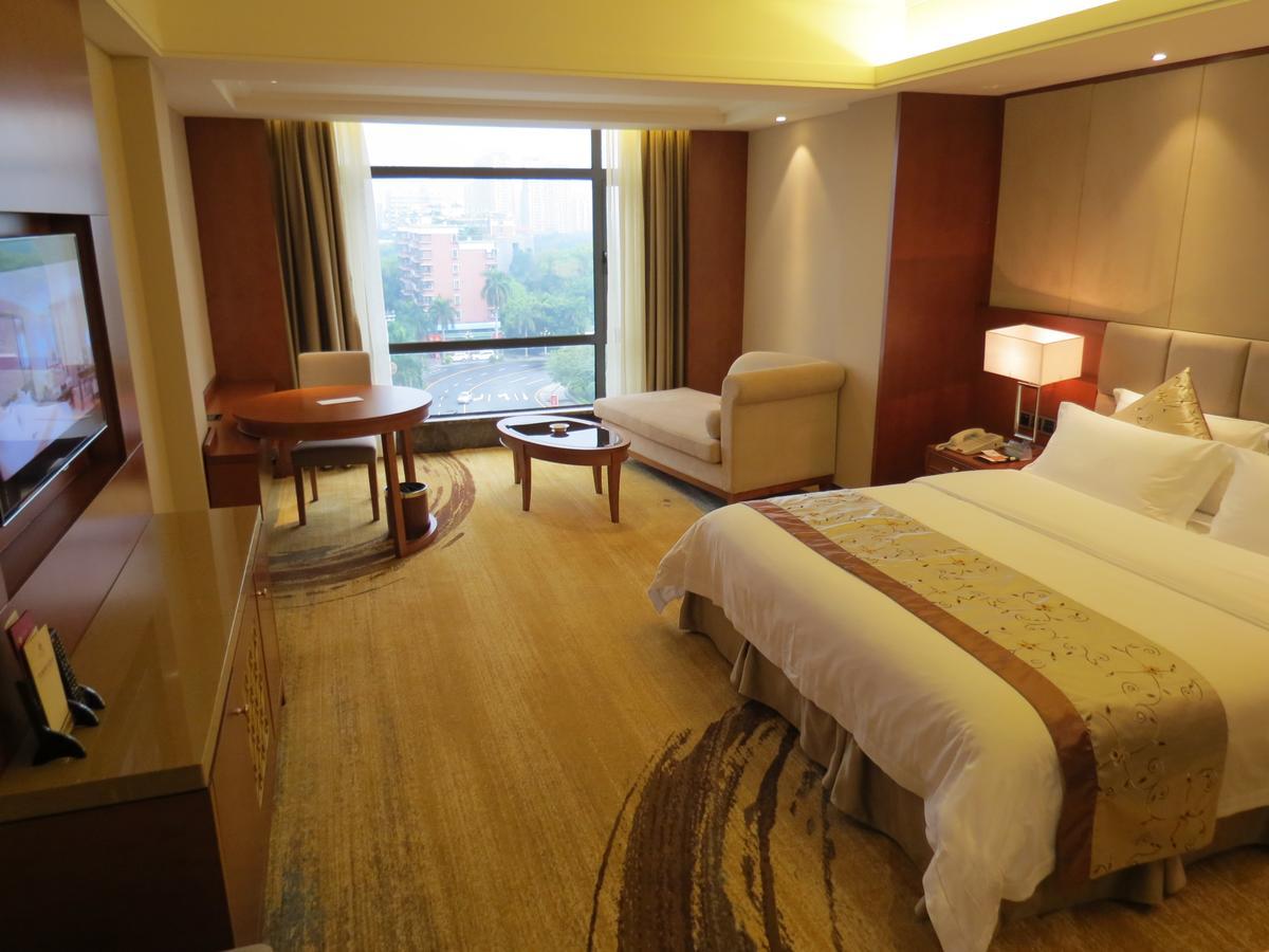 Rongjiang Hotel Jieyang Exterior foto