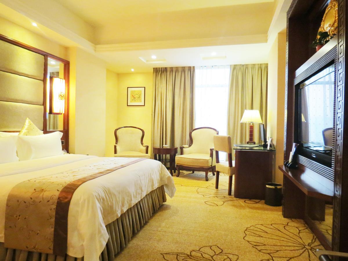 Rongjiang Hotel Jieyang Exterior foto
