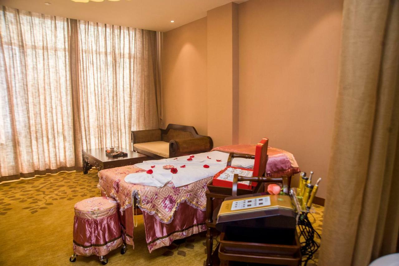 Rongjiang Hotel Jieyang Exterior foto